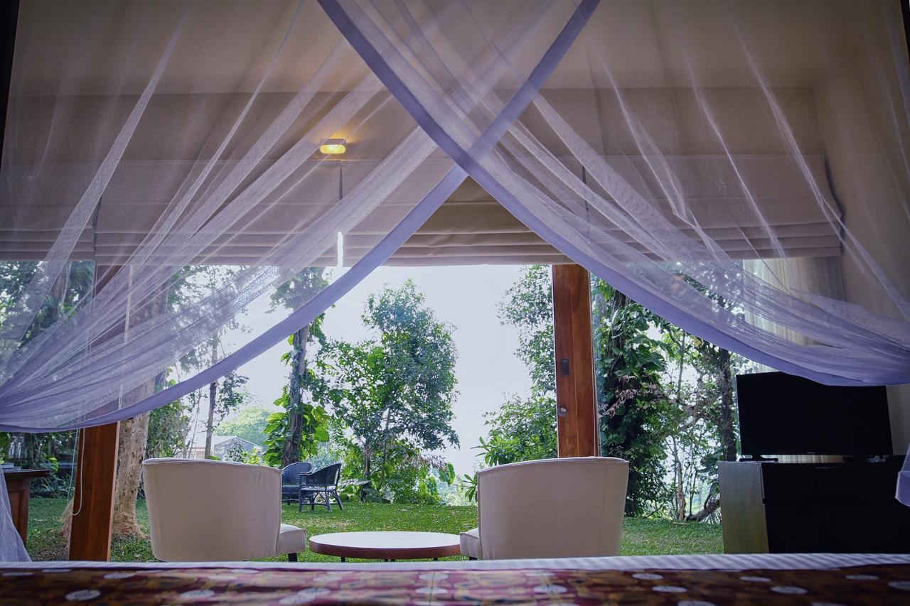 Kings Pavilion Luxury Hotel Kandy Buitenkant foto