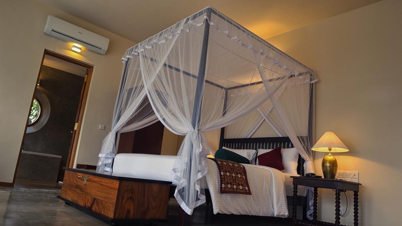 Kings Pavilion Luxury Hotel Kandy Buitenkant foto