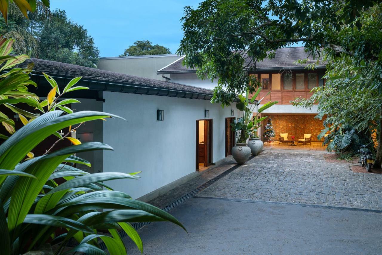Kings Pavilion Luxury Hotel Kandy Buitenkant foto